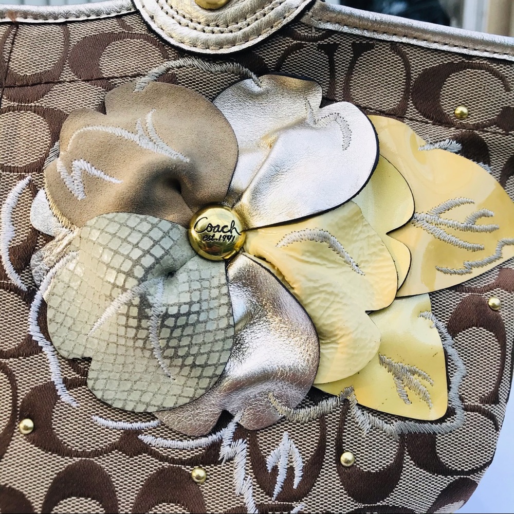 Coach authentic Signature Bleeker Floral bag - Picture 15 of 15